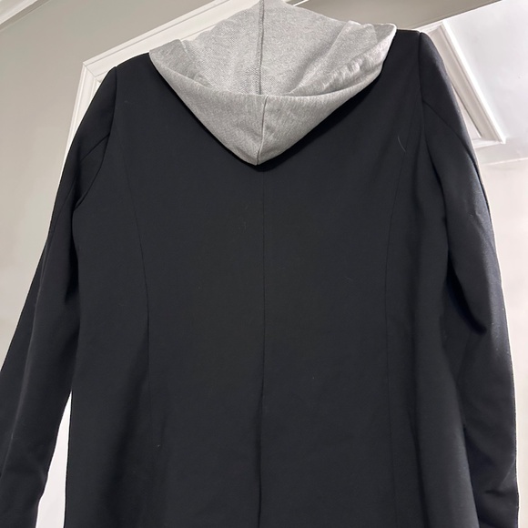 Evereve Black Jacket with detachable  hood - Picture 3 of 4